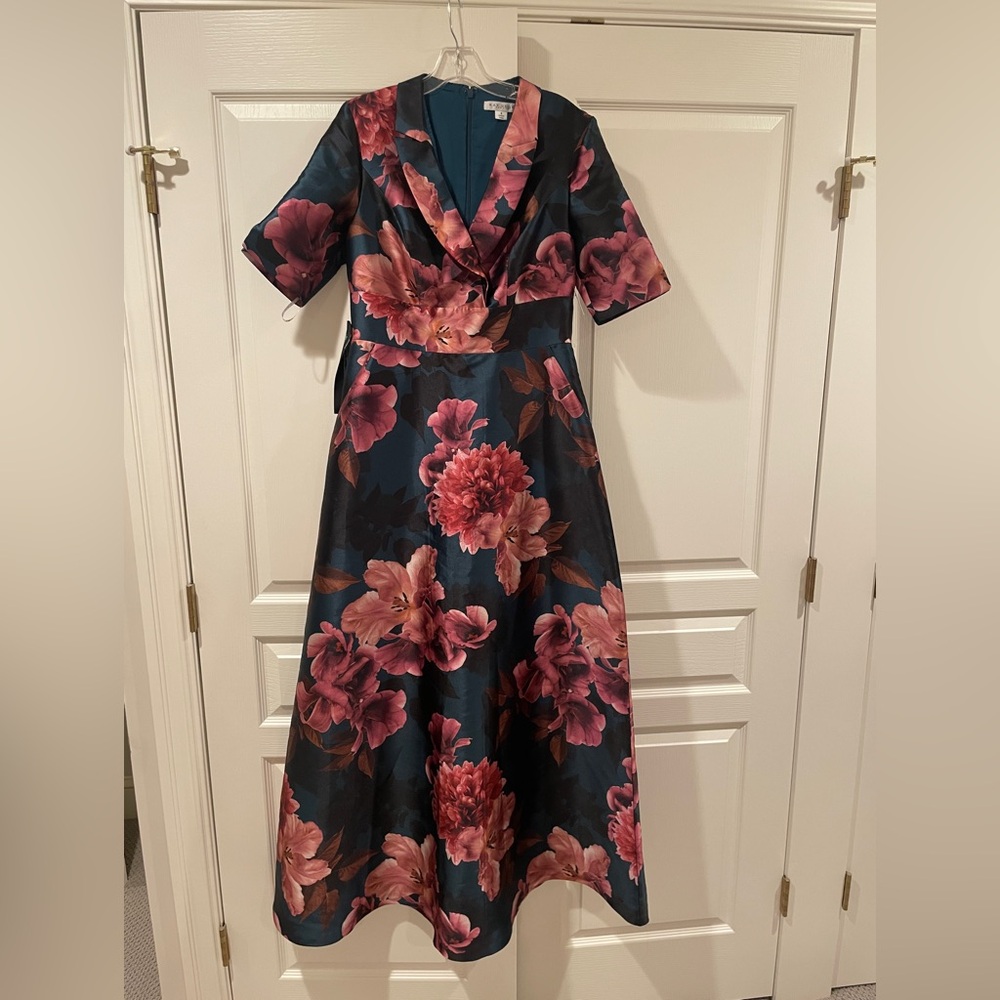 KAY UNGER designer dress gown